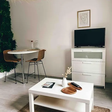 Cosy Ile De Proche Tram Ligne 2 Et 3 Nantes