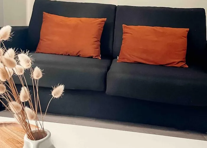 Cosy Ile De Proche Tram Ligne 2 Et 3 Nantes